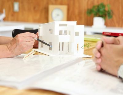 家工房のプレゼンテーションの様子です